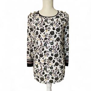 Liz Claiborne Black and White Floral Tunic With Flattering Box Fit